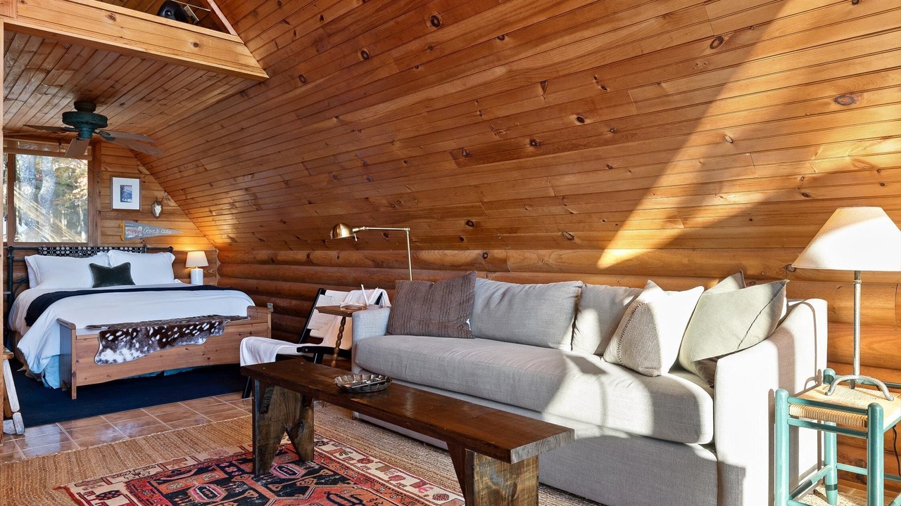 Photo of Bedroom in Sewanee