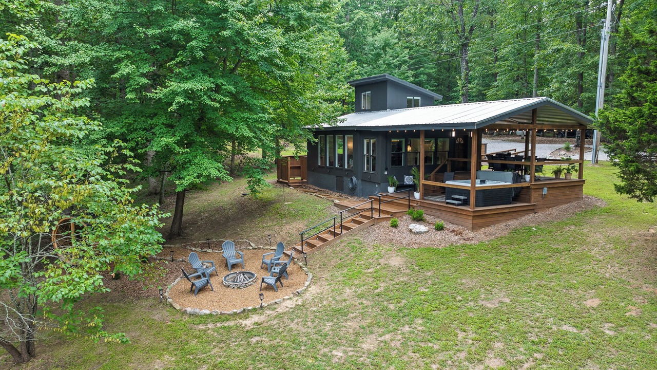 Photo of Patio Balcony in Sewanee