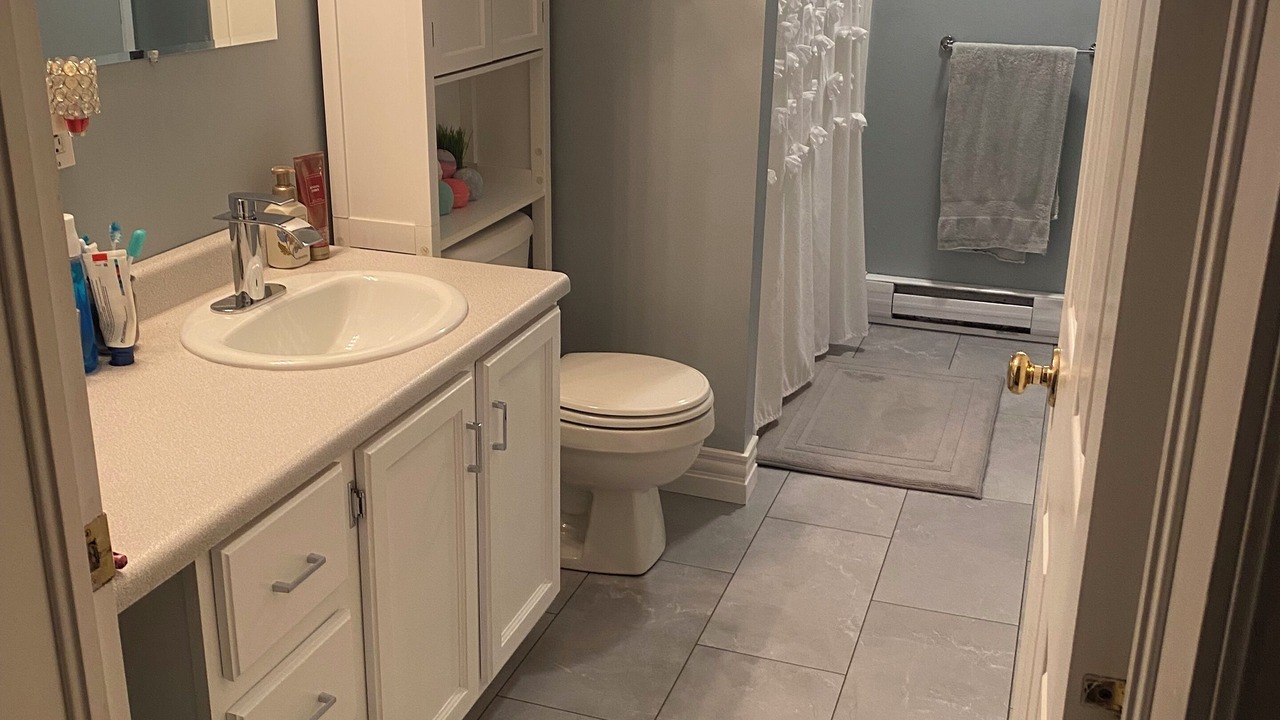 Photo of Bathroom in New Maryland