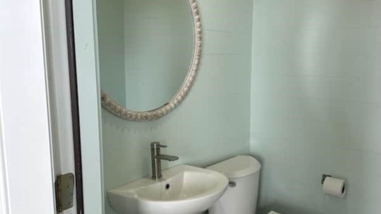 Photo of Bathroom in Elmaton