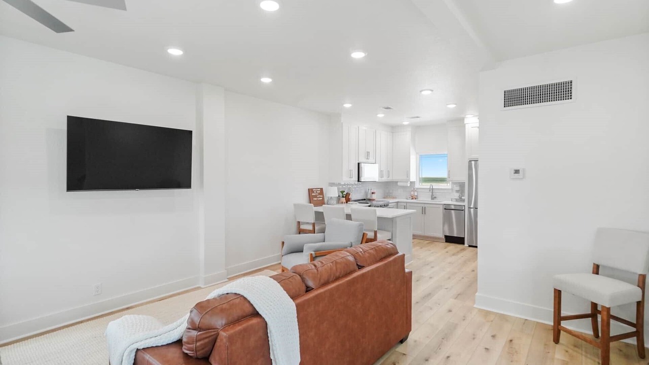 Photo of Bedroom in Elmaton