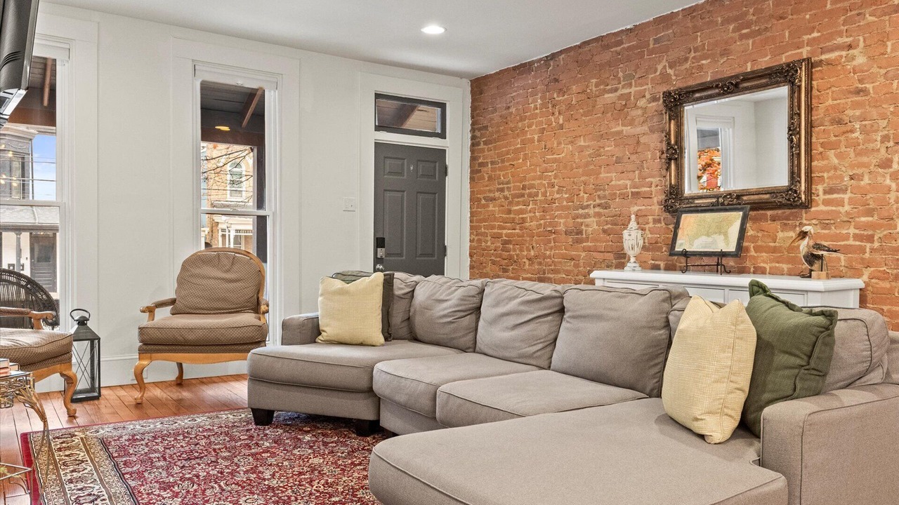 Photo of Livingroom in Lancaster