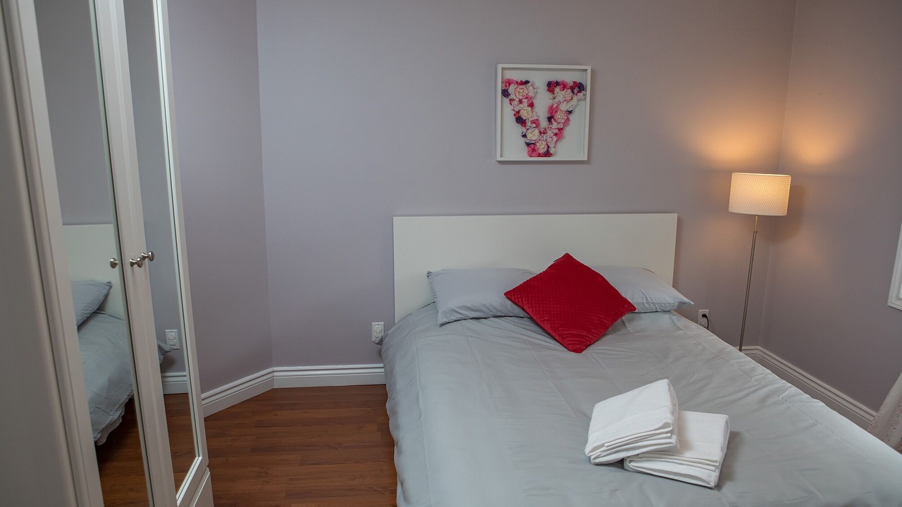 Photo of Bedroom in Pierrefonds-Roxboro