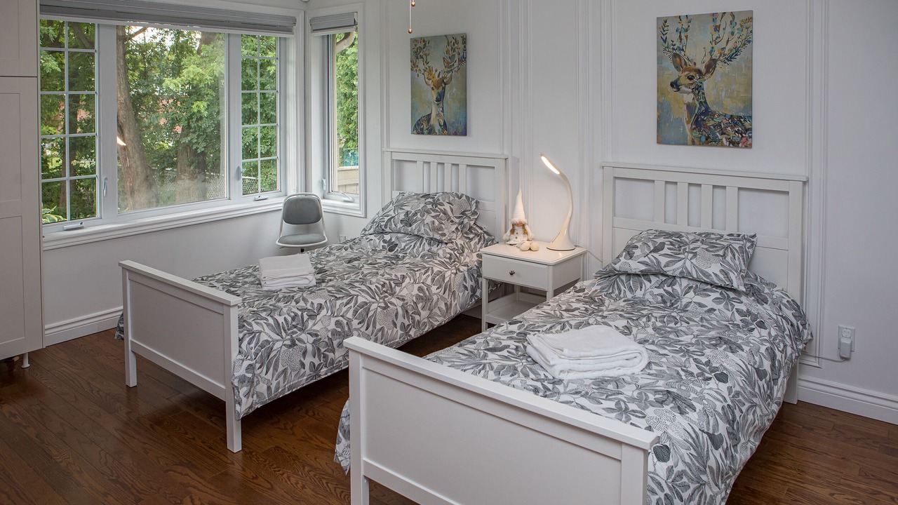 Photo of Bedroom in Pierrefonds-Roxboro