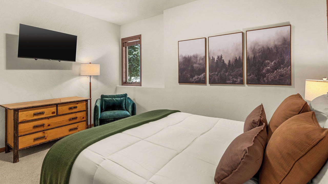 Photo of Bedroom in Blue River