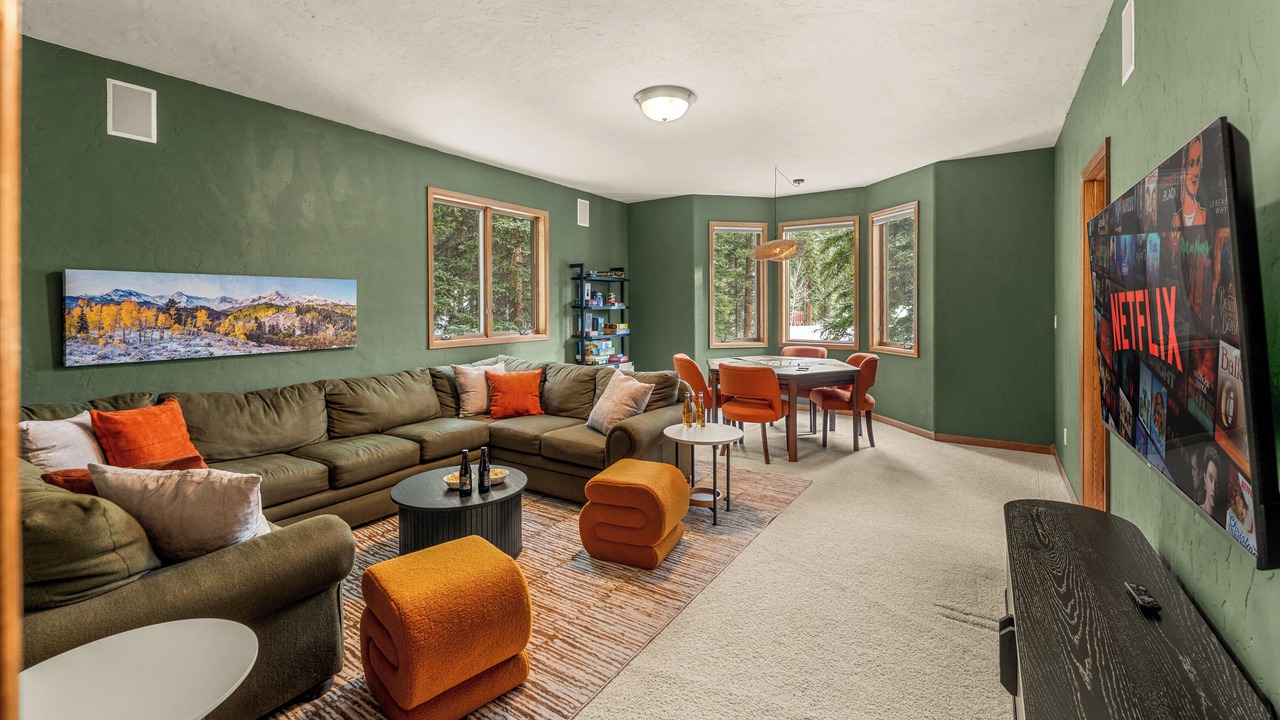 Photo of Livingroom in Blue River