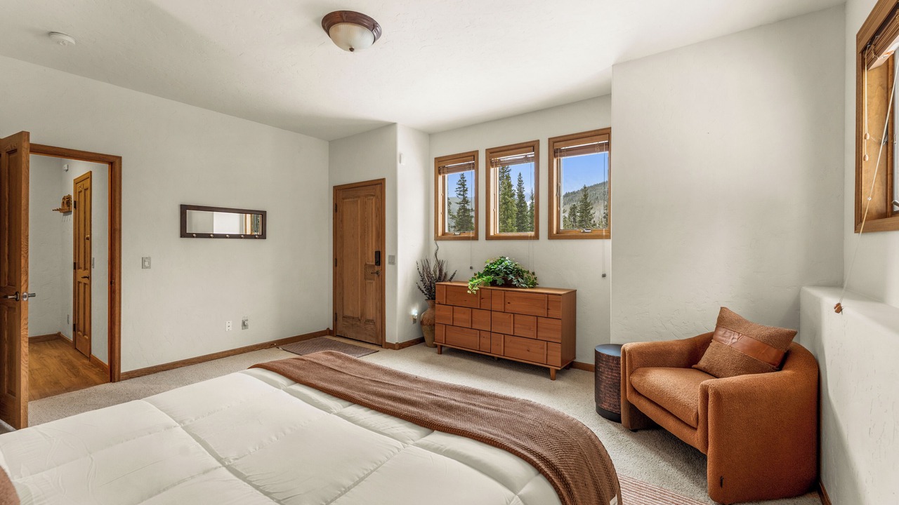 Photo of Bedroom in Blue River