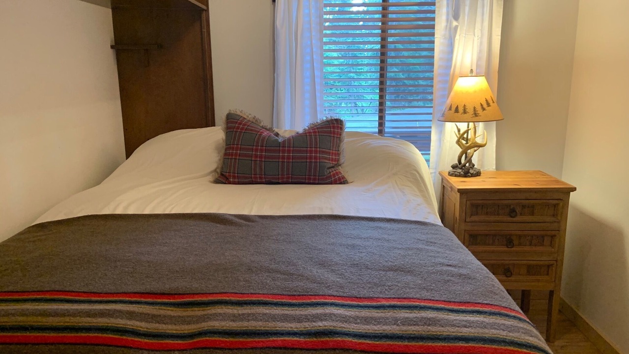Photo of Bedroom in Carnelian Bay