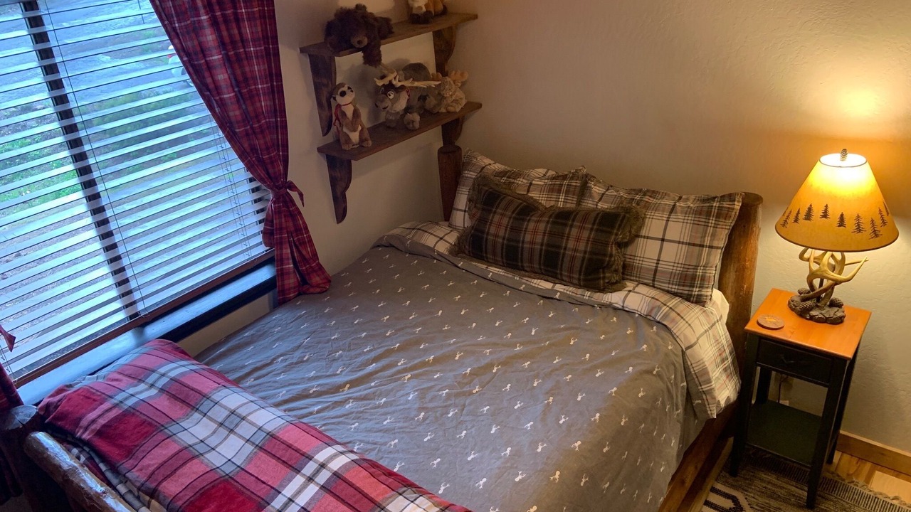 Photo of Bedroom in Carnelian Bay