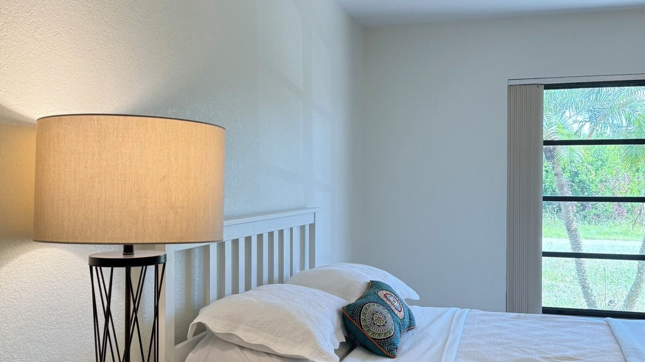 Photo of Bedroom in Warm Mineral Springs