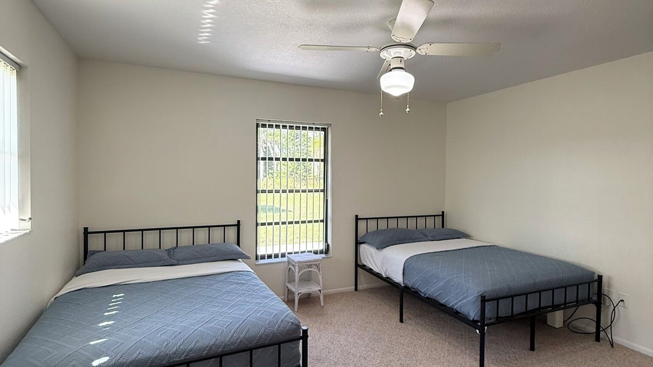 Photo of Bedroom in Warm Mineral Springs