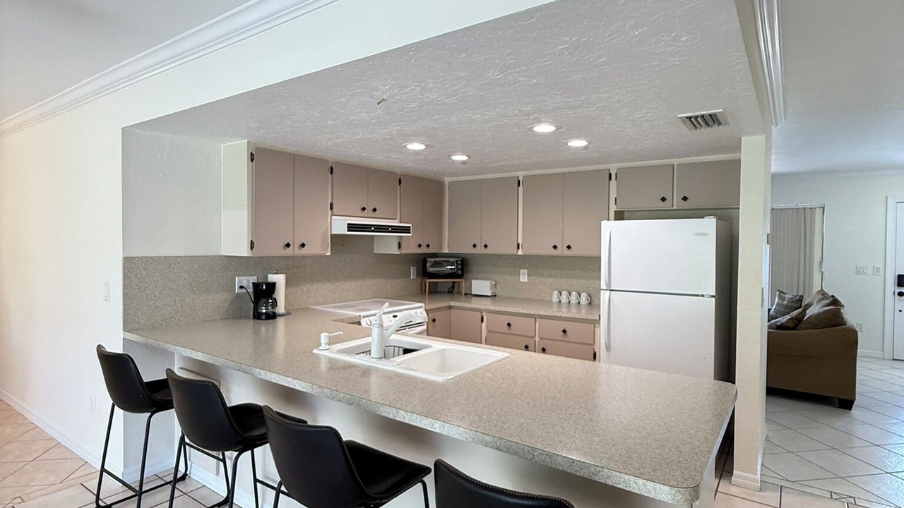 Photo of Kitchen in Warm Mineral Springs