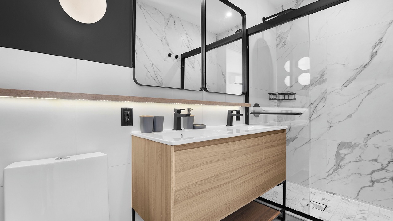 Photo of Bathroom in Greenpoint