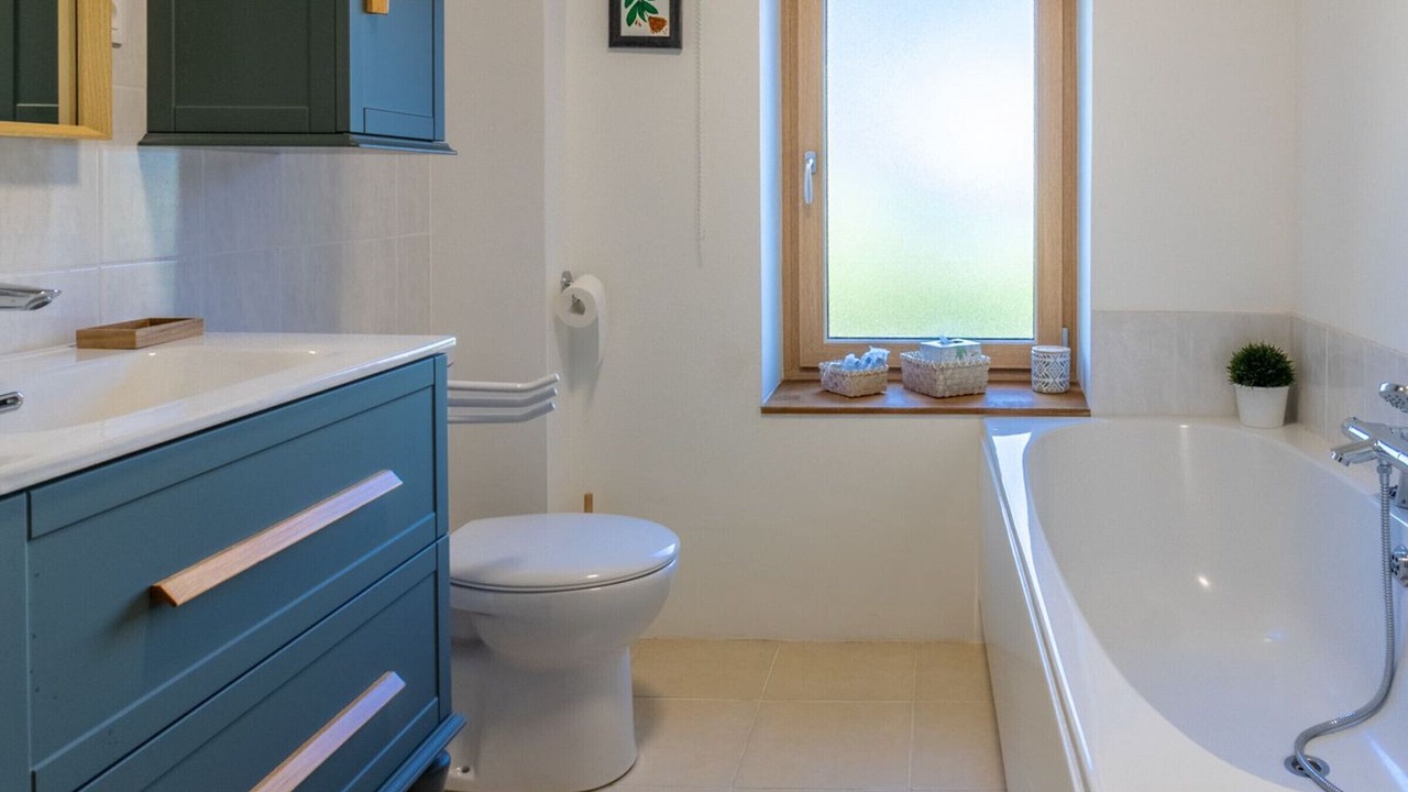 Photo of Bathroom in Le Vieil-Bauge