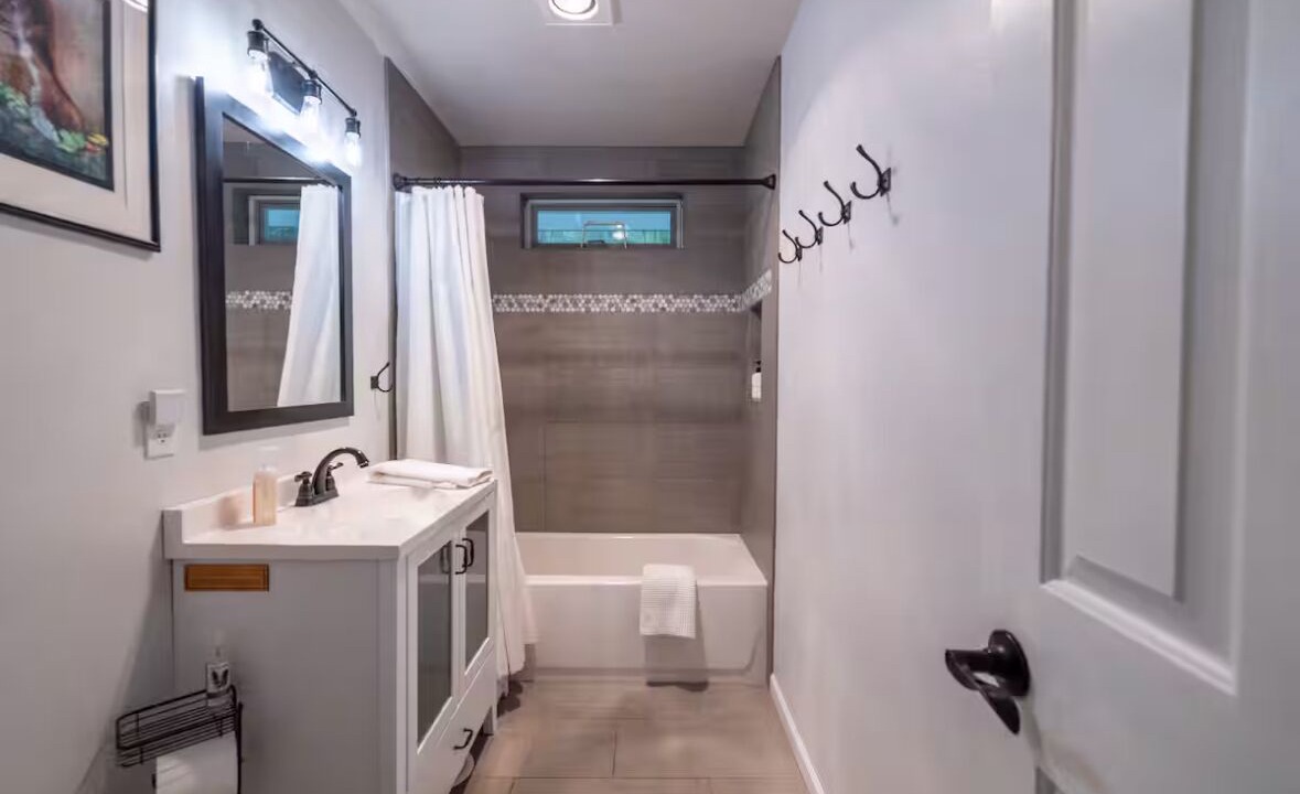 Photo of Bathroom in Greenbank