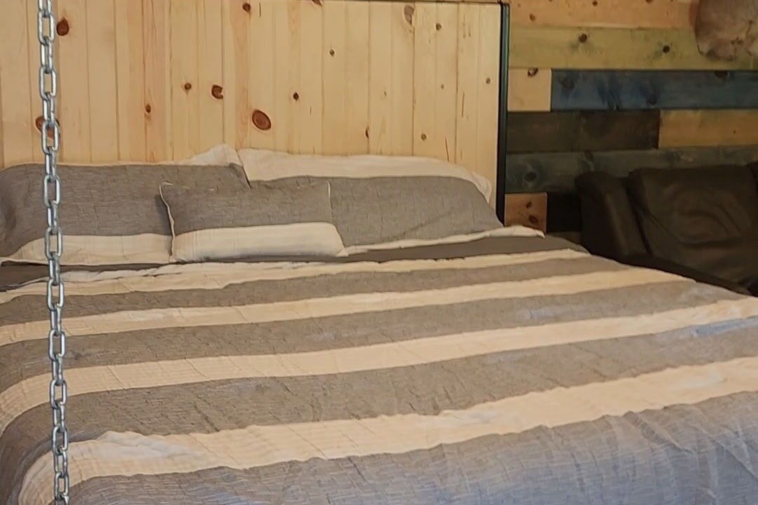 Photo of Bedroom in Pryor