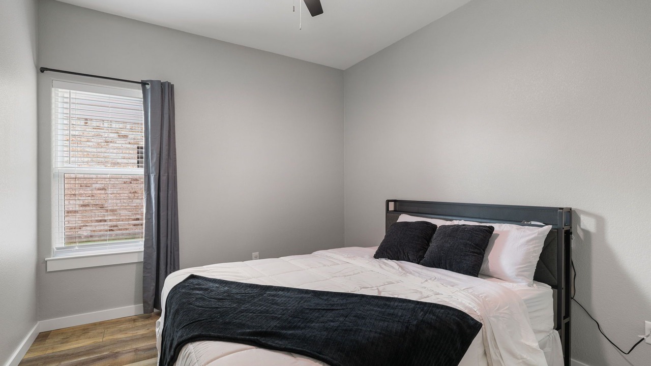 Photo of Bedroom in Durant