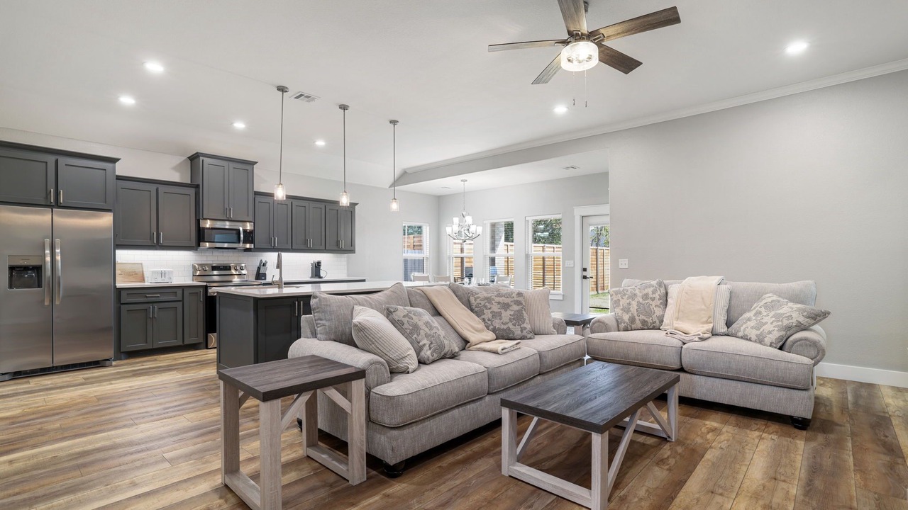Photo of Livingroom in Durant