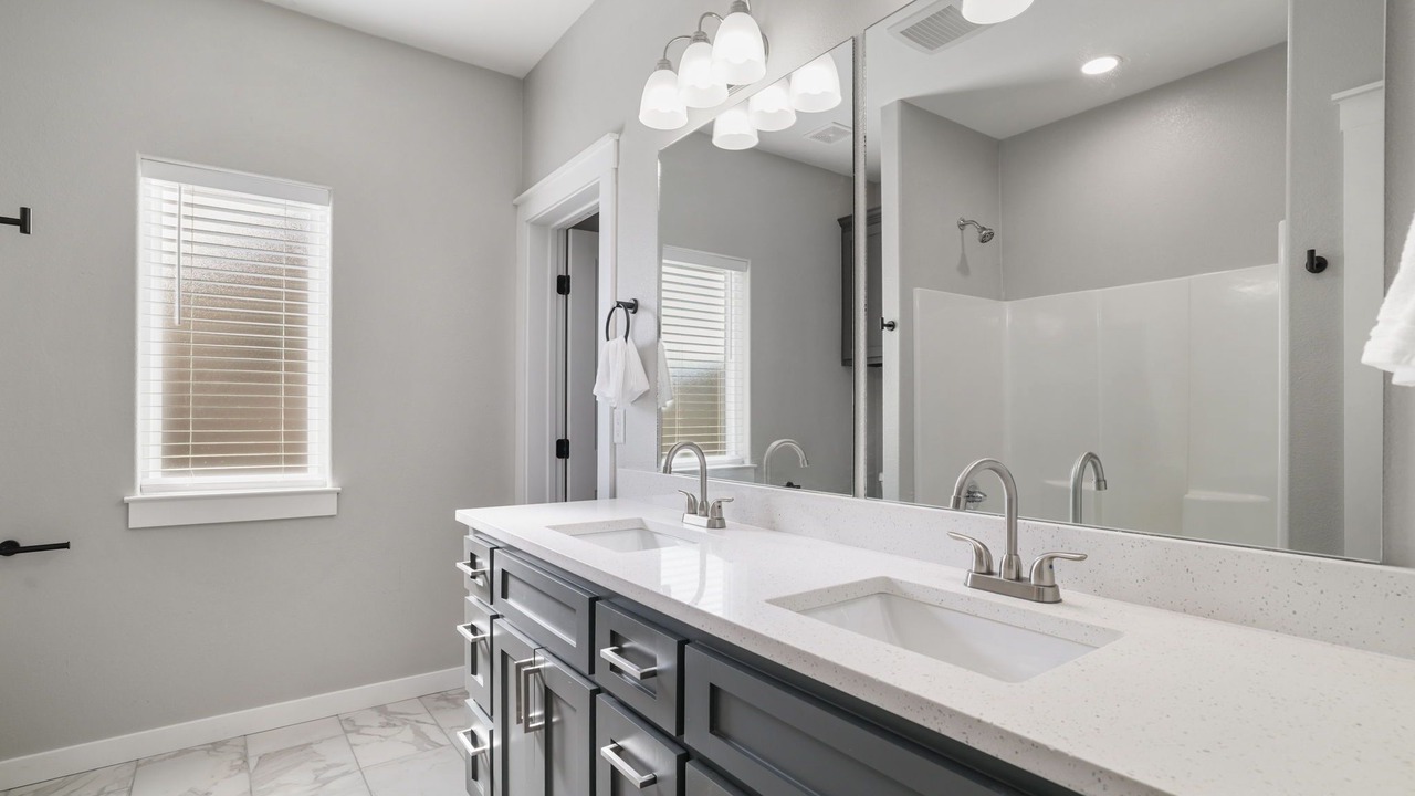 Photo of Bathroom in Durant