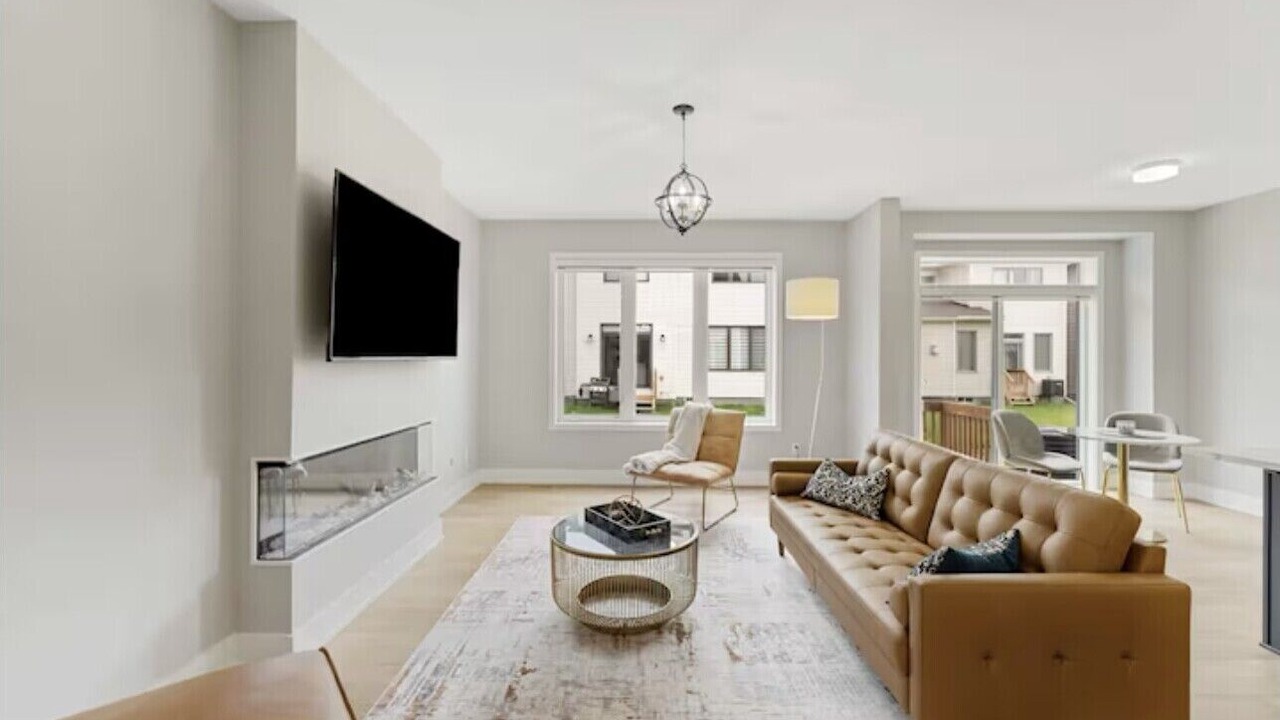 Photo of Livingroom in Ottawa Division