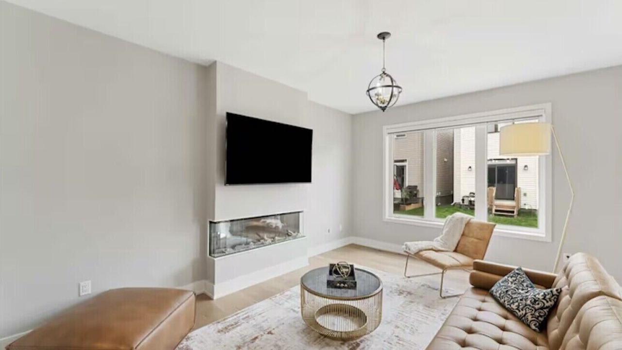 Photo of Livingroom in Ottawa Division