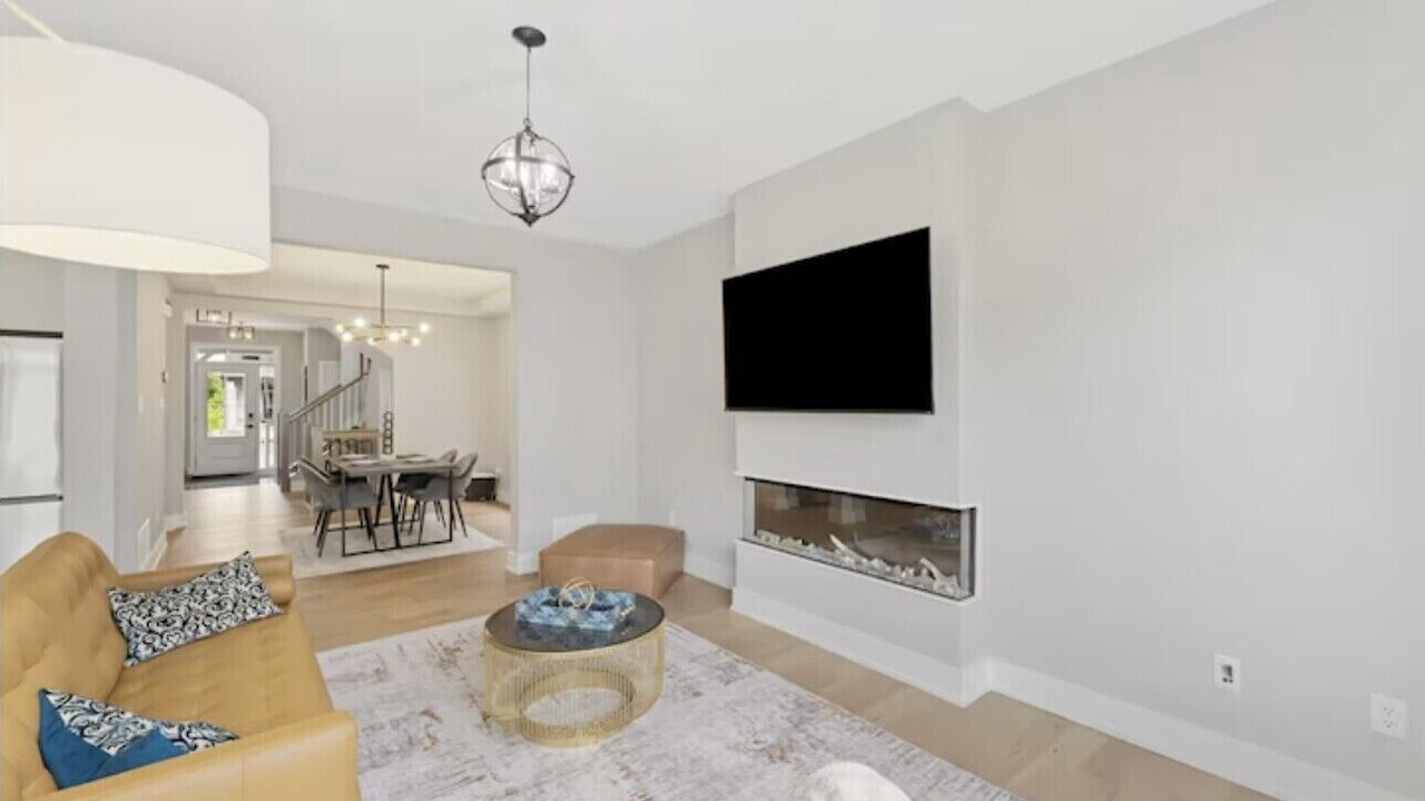 Photo of Livingroom in Ottawa Division