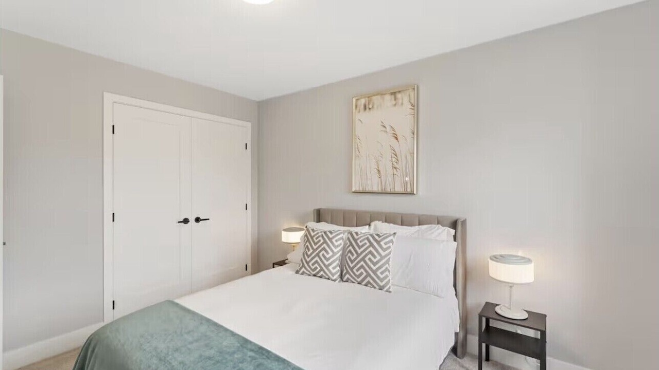 Photo of Bedroom in Ottawa Division