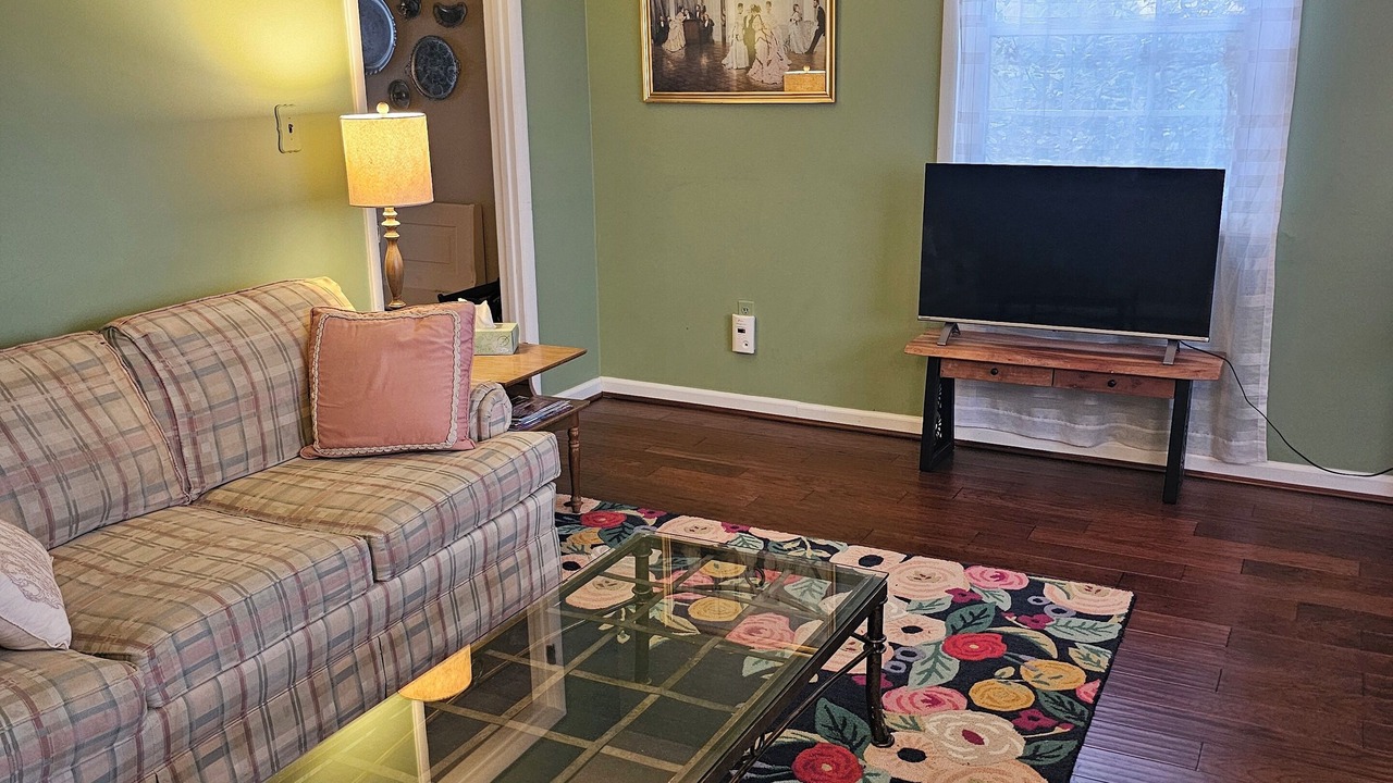 Photo of Livingroom in Jarrettsville
