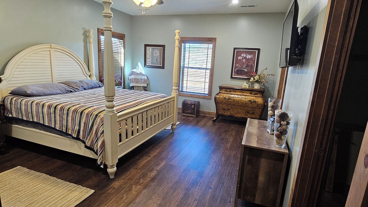 Photo of Bedroom in Dobson