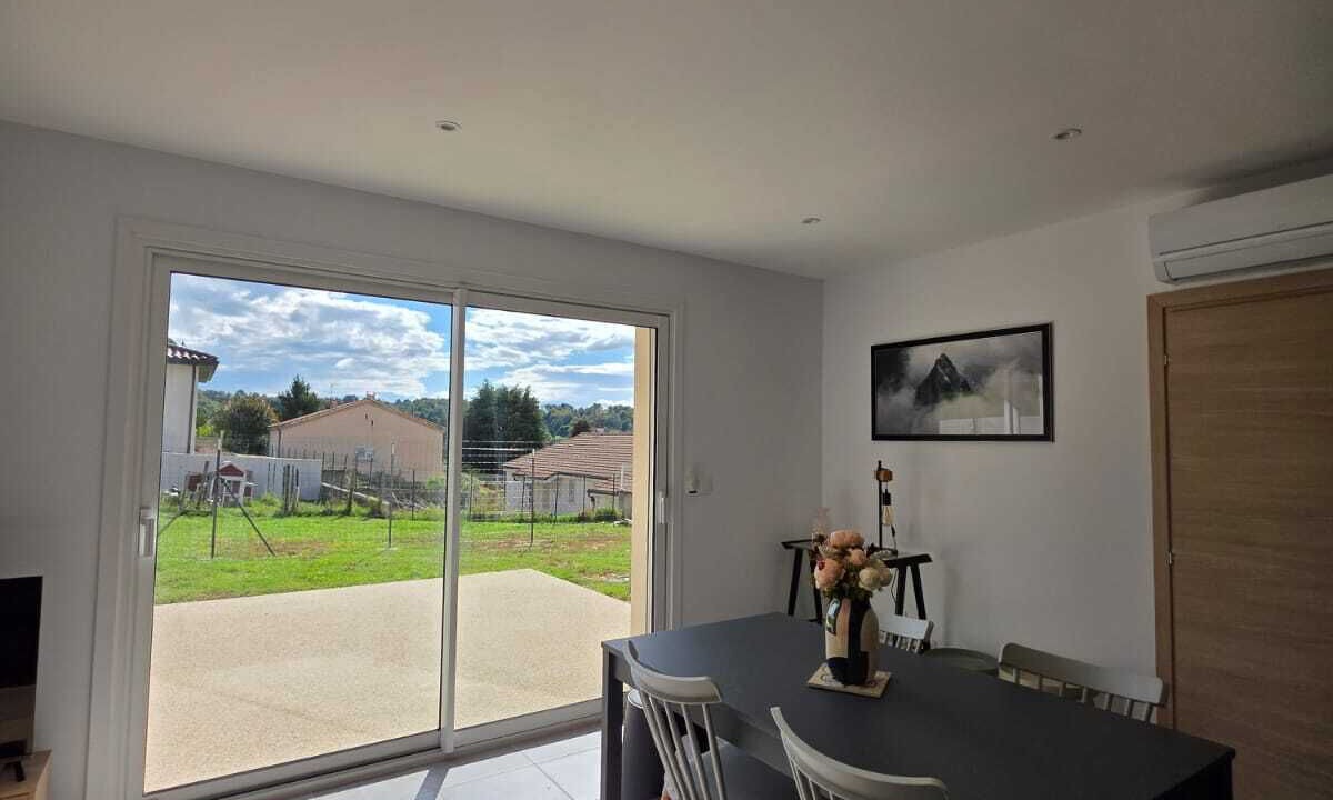 Photo of Others in Chateauneuf-sur-Isere