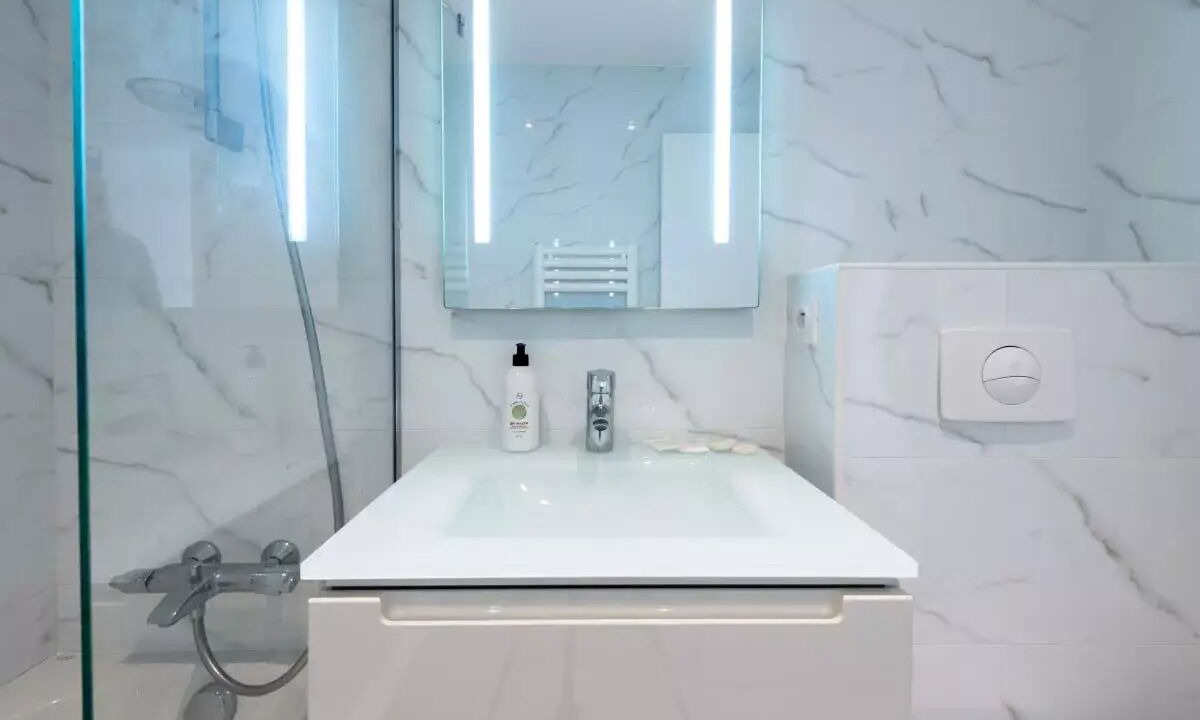 Photo of Bathroom in Cannes La Bocca