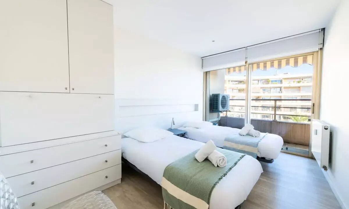Photo of Bedroom in Cannes La Bocca