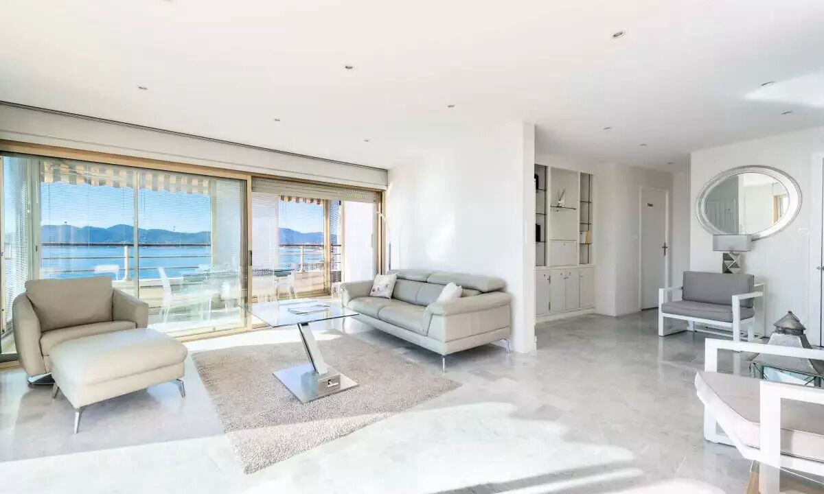 Photo of Livingroom in Cannes La Bocca