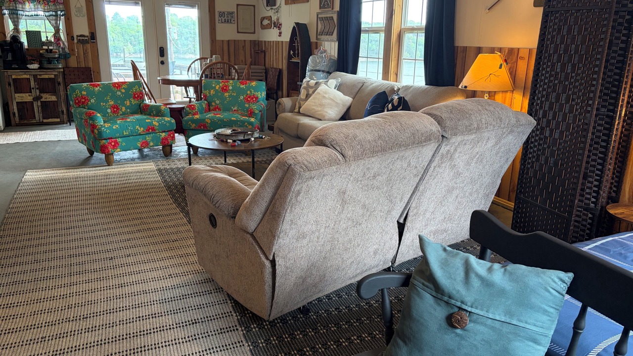 Photo of Livingroom in Shell Knob