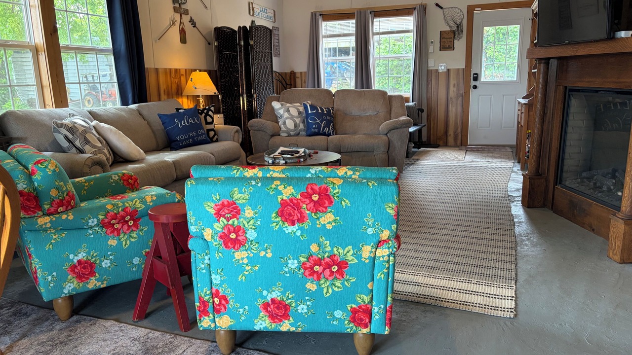 Photo of Livingroom in Shell Knob
