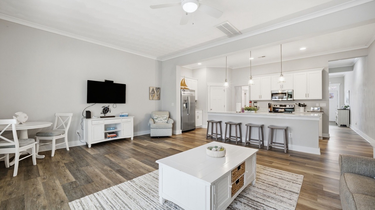 Photo of Livingroom in Northeast Virginia Beach