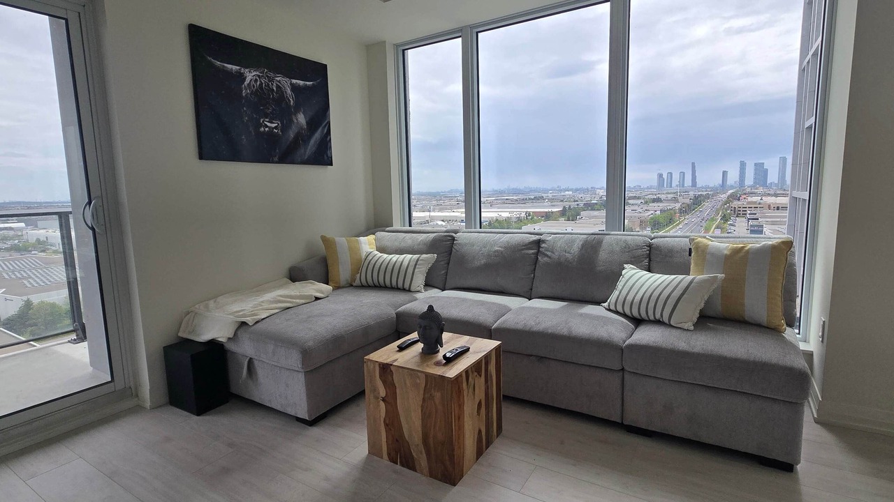 Photo of Livingroom in Vaughan
