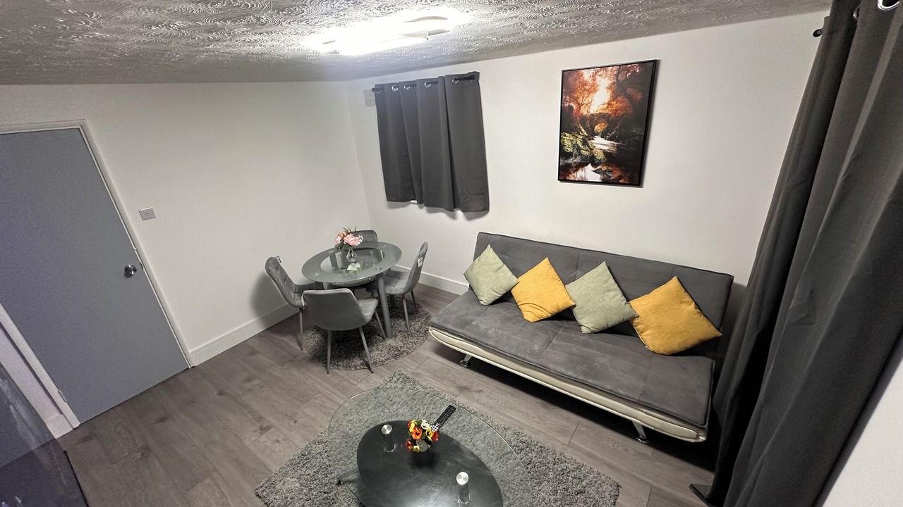 Photo of Livingroom in Dagenham