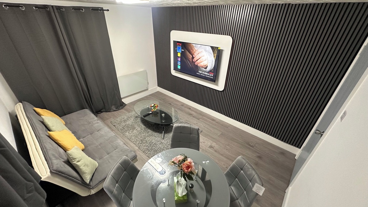 Photo of Others in Dagenham