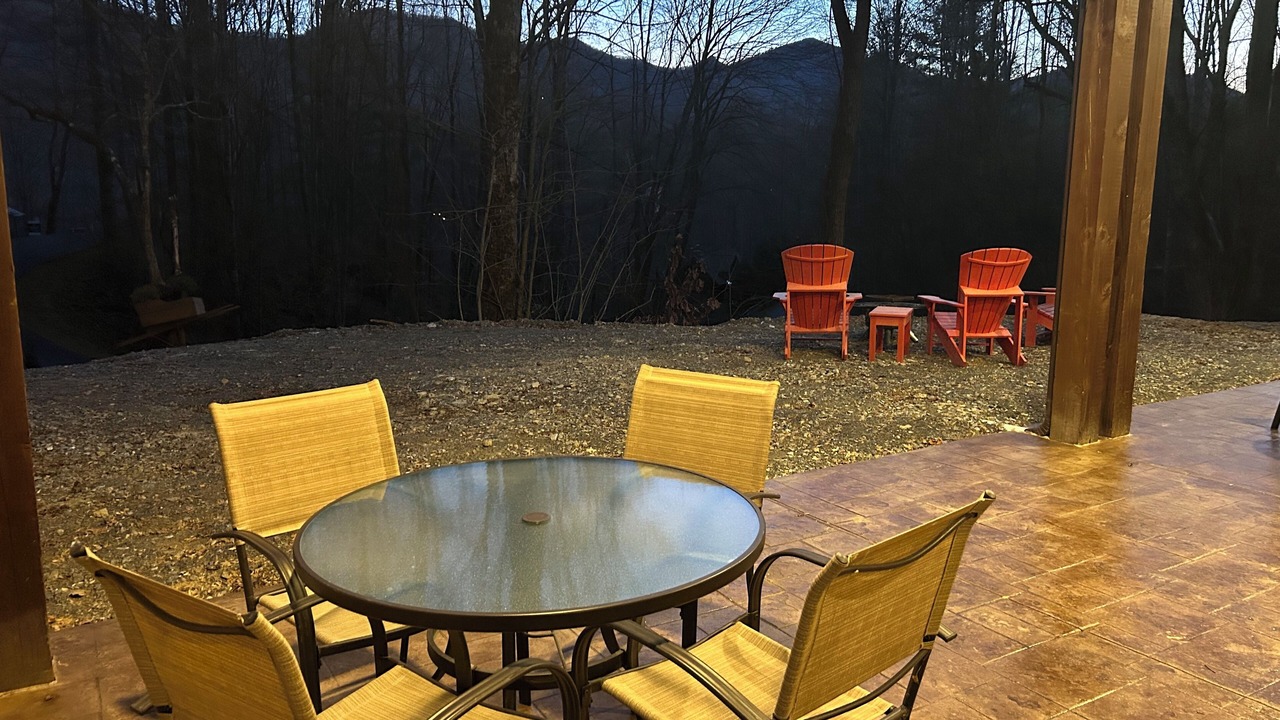 Photo of Outdoor in Maggie Valley