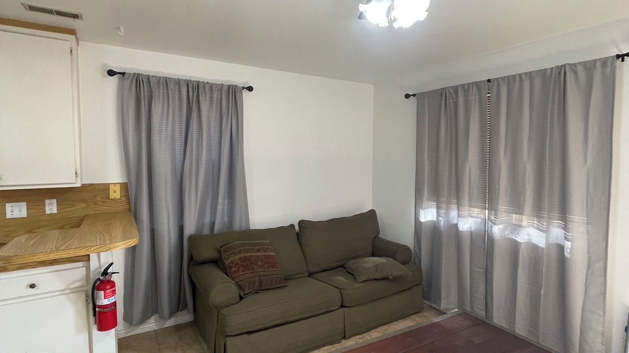 Photo of Livingroom in Lehi