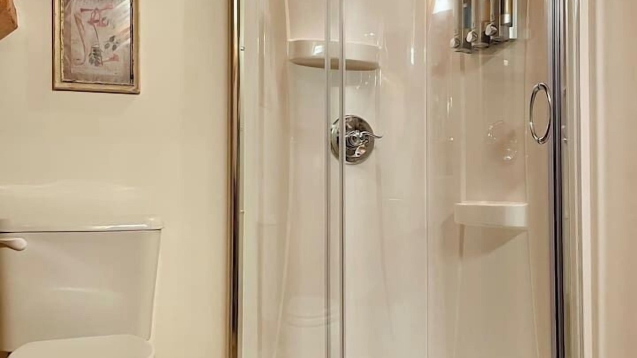 Photo of Bathroom in Pratts