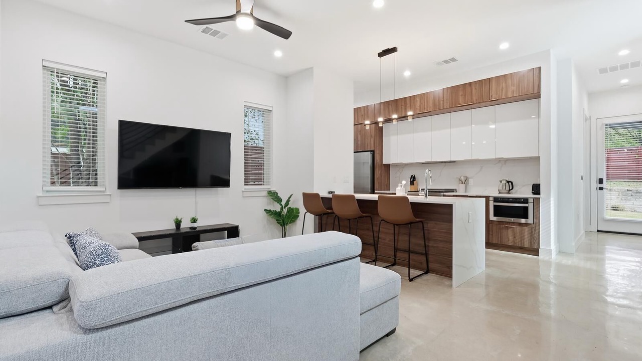 Photo of Livingroom in Rosewood