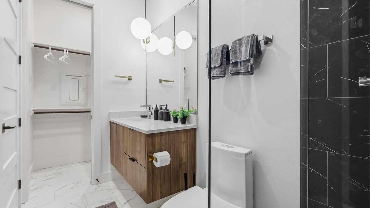 Photo of Bathroom in Rosewood