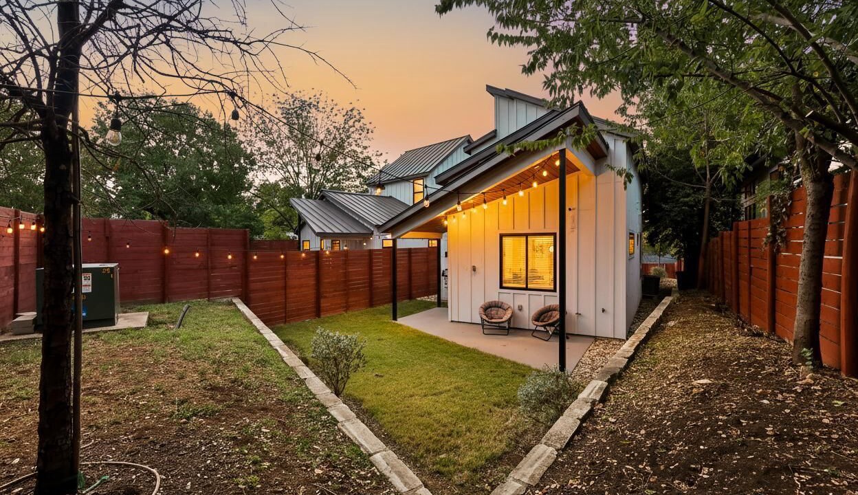 Photo of Outdoor in Rosewood
