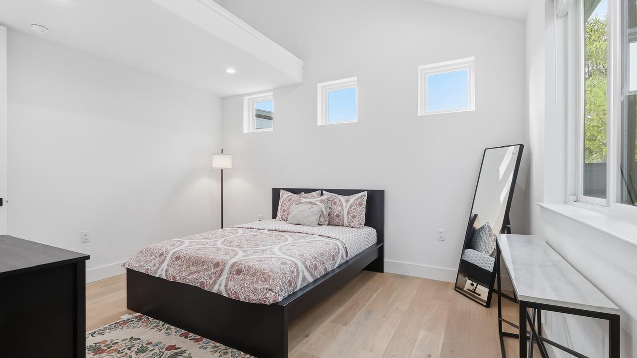 Photo of Bedroom in Rosewood