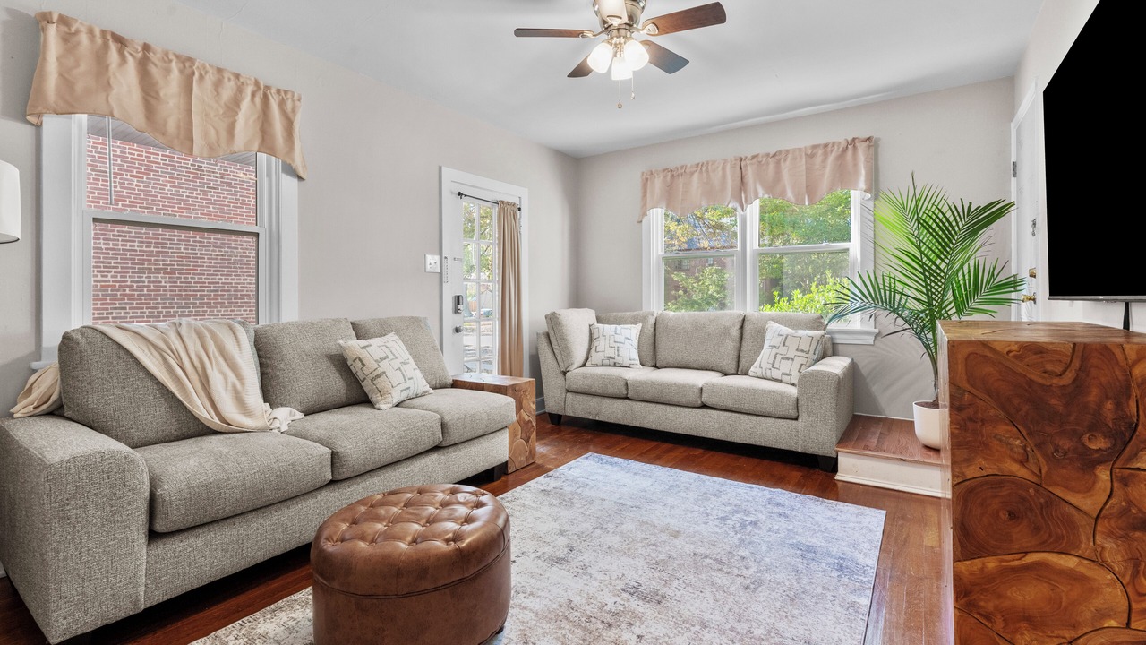 Photo of Livingroom in Richmond