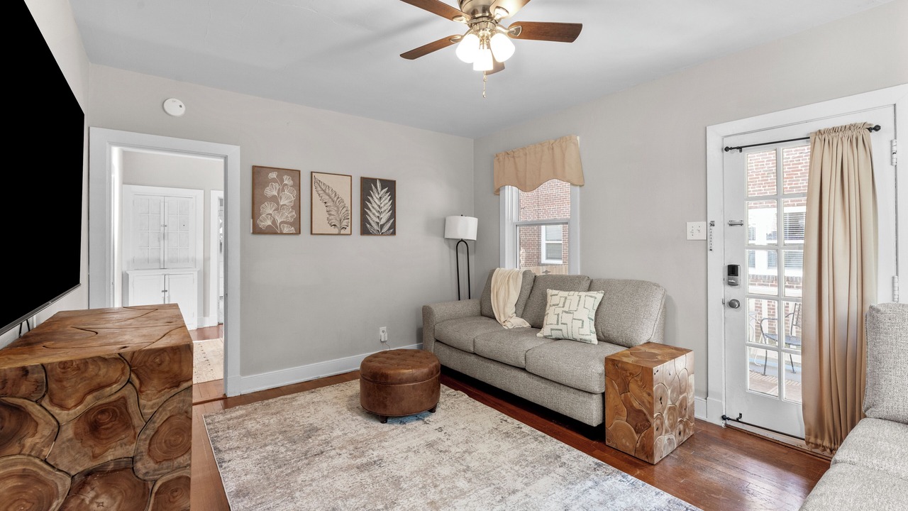 Photo of Livingroom in Richmond