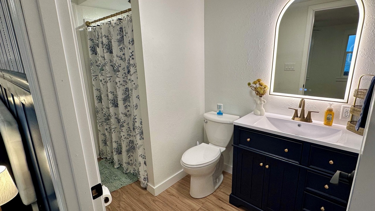 Photo of Bathroom in Menominee