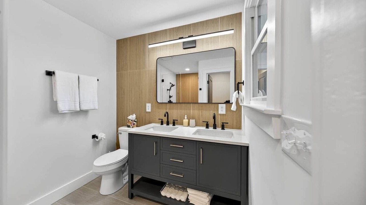 Photo of Bathroom in Forest Hills